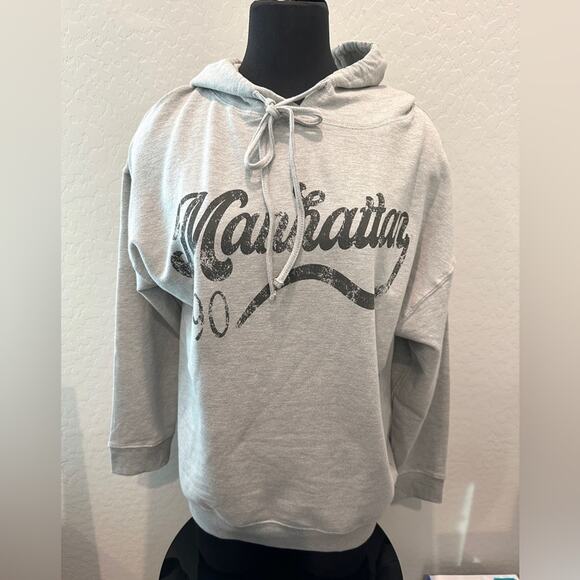 VINTAGE CANVAS | Manhattan 1990 Graphic Hoodie Sweatshirt Gray | Size Medium - Picture 3 of 8